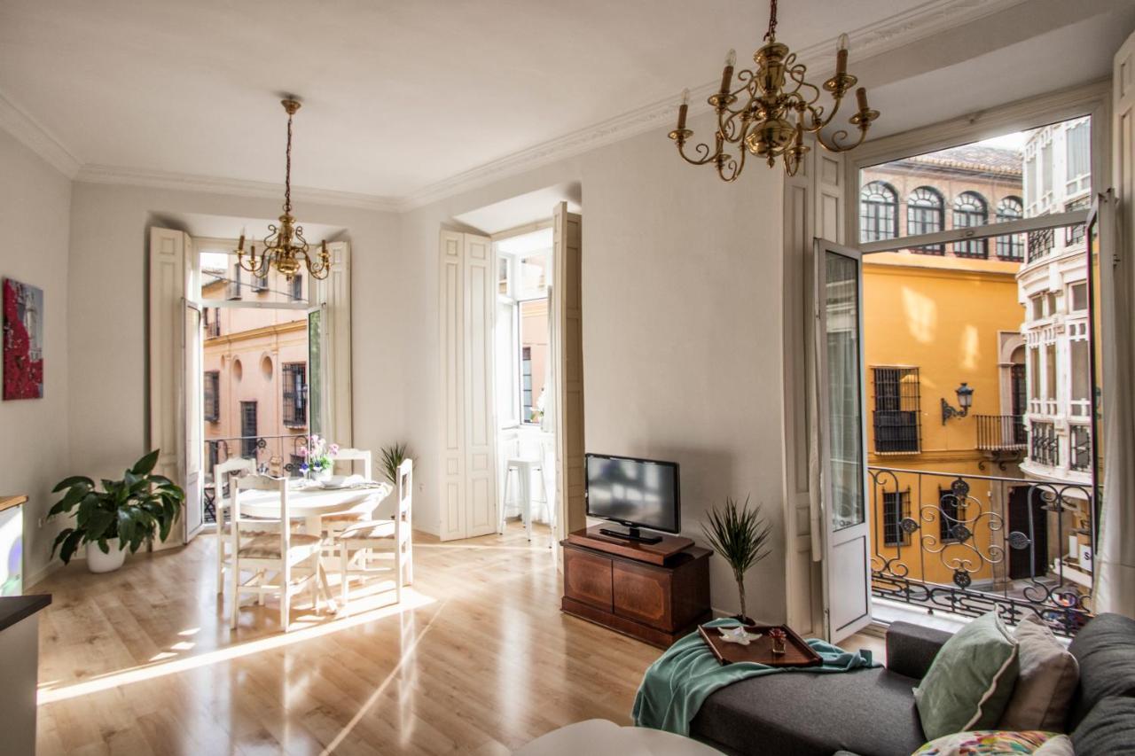 Luminoso Apartamento De Dos Habitaciones Con Vistas A Las Catedral Малага Экстерьер фото