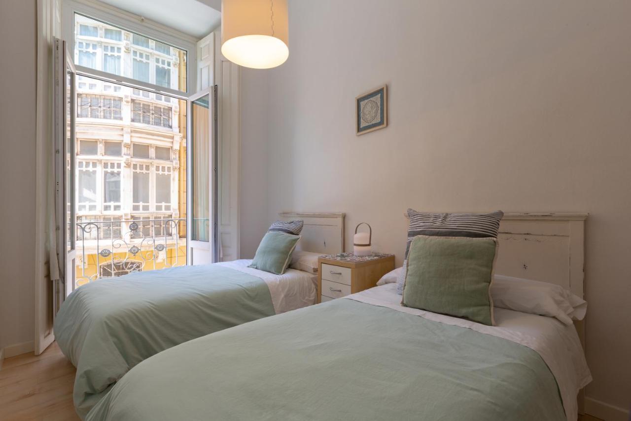 Luminoso Apartamento De Dos Habitaciones Con Vistas A Las Catedral Малага Экстерьер фото